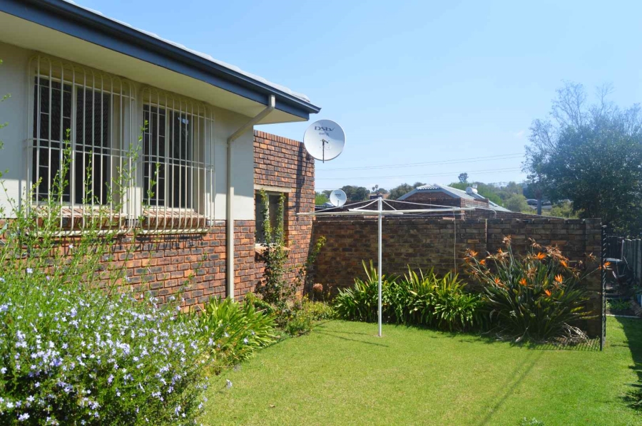 3 Bedroom Property for Sale in Erasmuskloof Gauteng