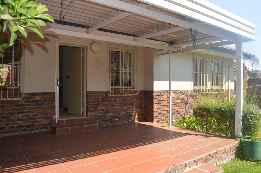 3 Bedroom Property for Sale in Erasmuskloof Gauteng