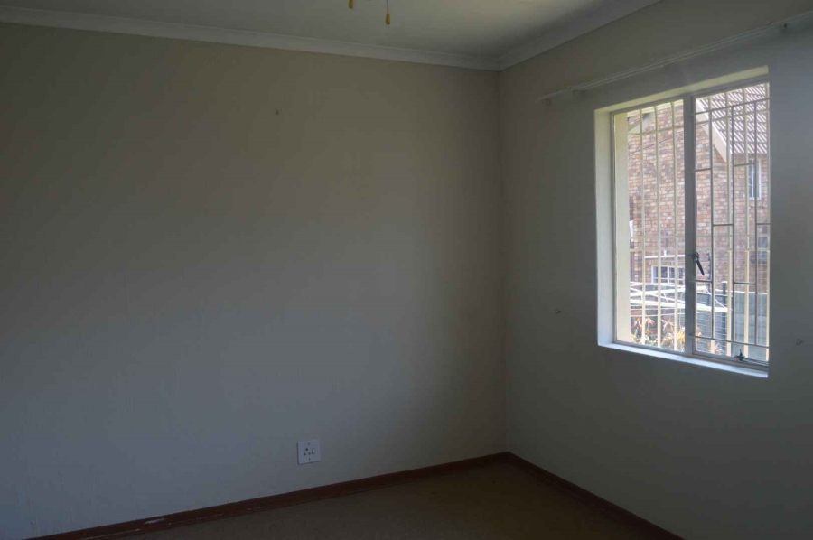 3 Bedroom Property for Sale in Erasmuskloof Gauteng