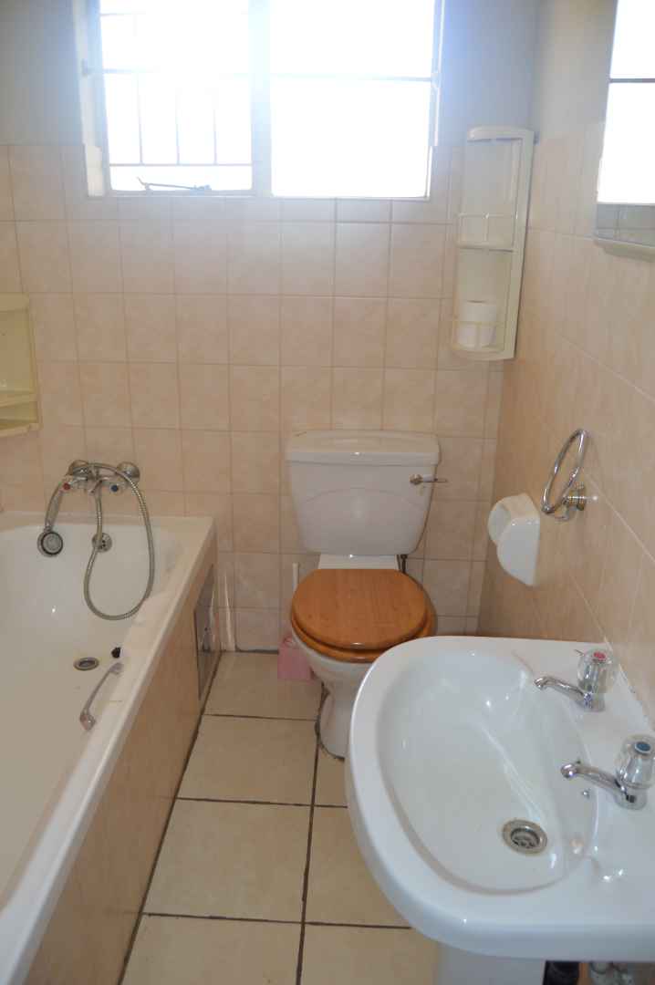 3 Bedroom Property for Sale in Erasmuskloof Gauteng