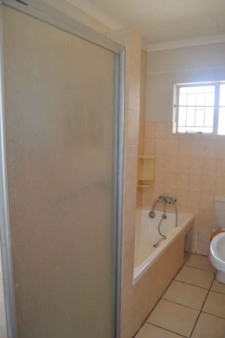 3 Bedroom Property for Sale in Erasmuskloof Gauteng