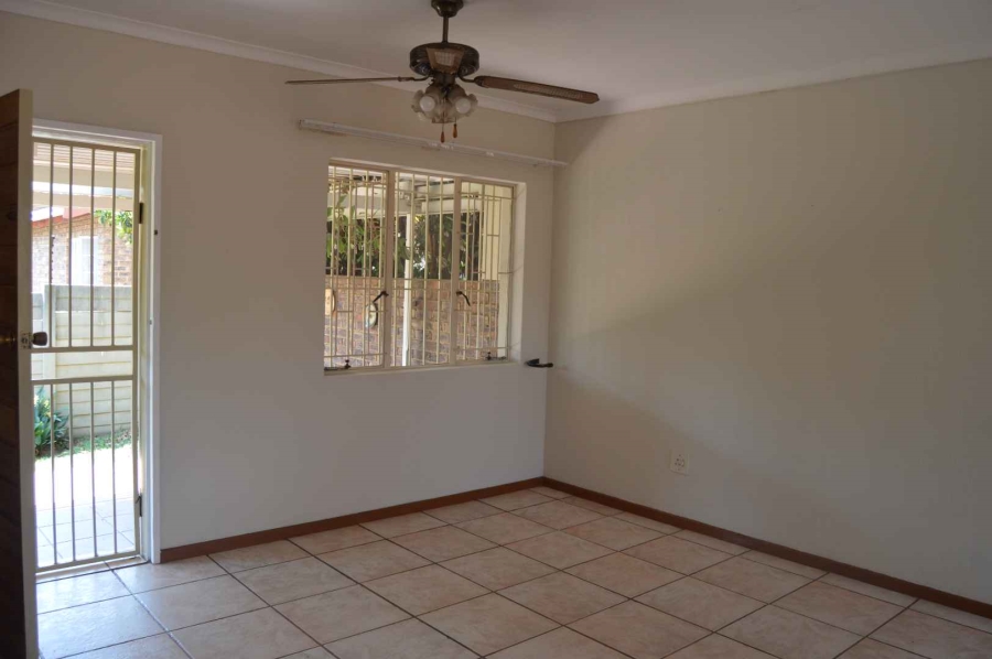 3 Bedroom Property for Sale in Erasmuskloof Gauteng