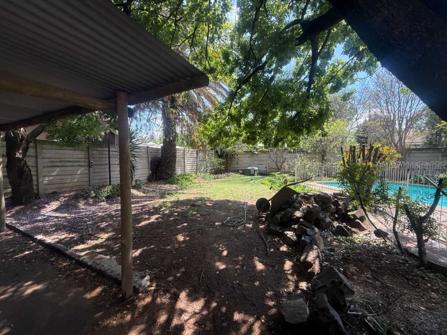 6 Bedroom Property for Sale in Plantation Gauteng
