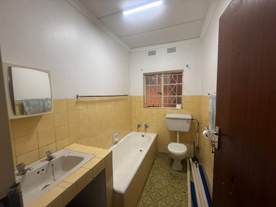 6 Bedroom Property for Sale in Plantation Gauteng