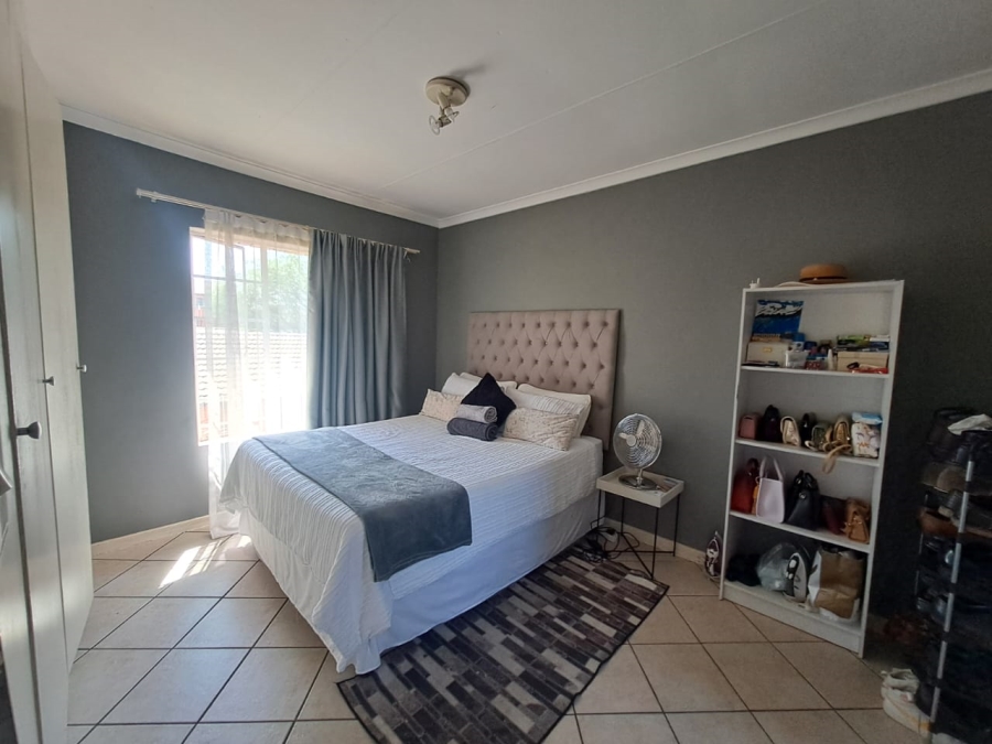 3 Bedroom Property for Sale in Highveld Gauteng
