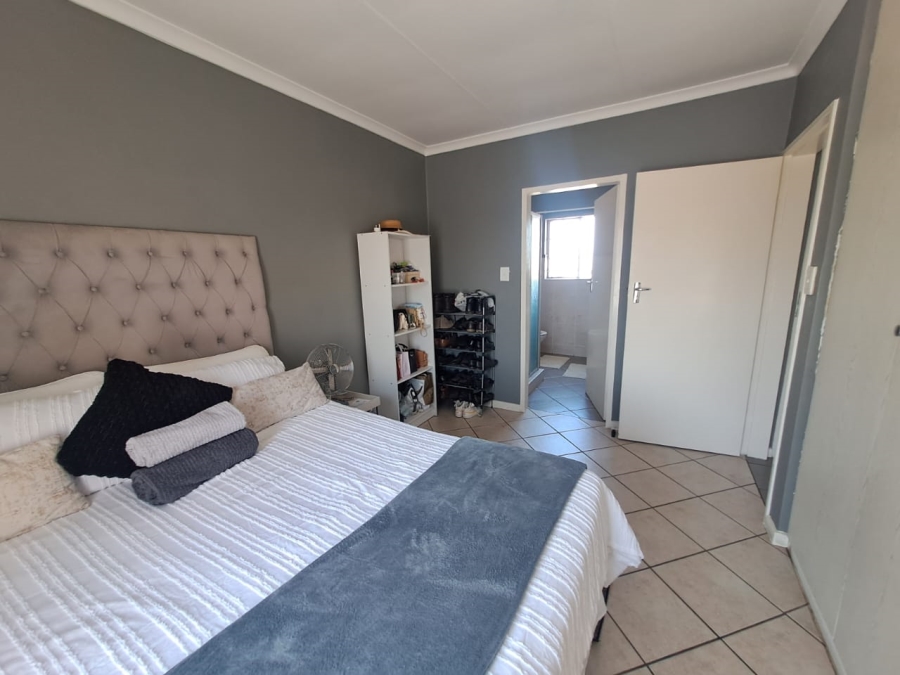 3 Bedroom Property for Sale in Highveld Gauteng