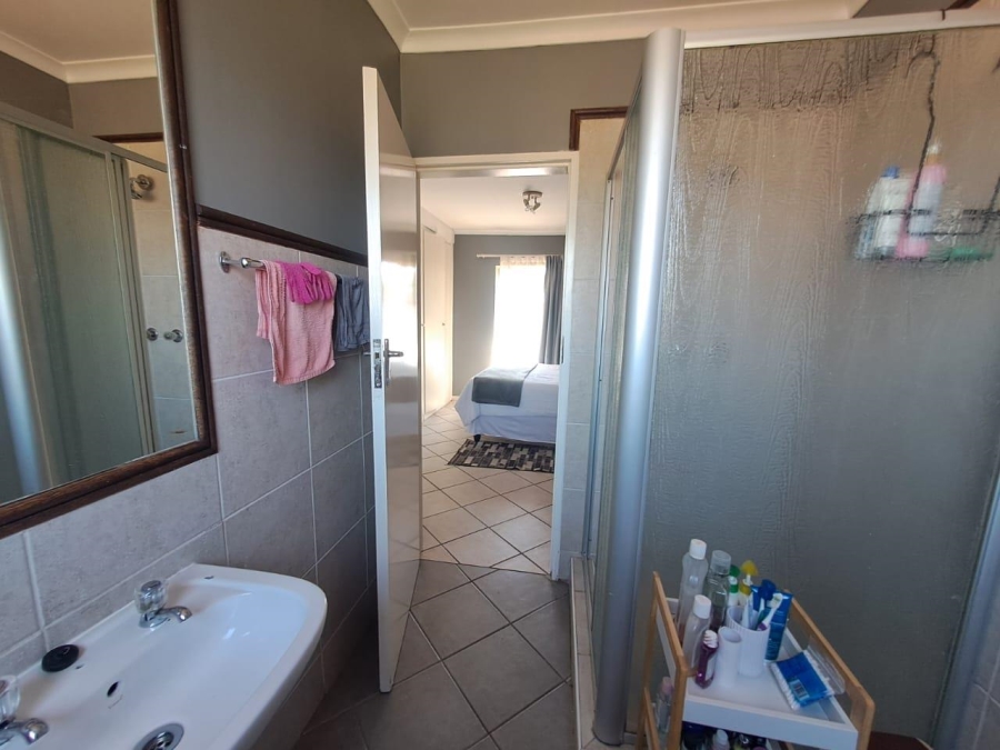 3 Bedroom Property for Sale in Highveld Gauteng