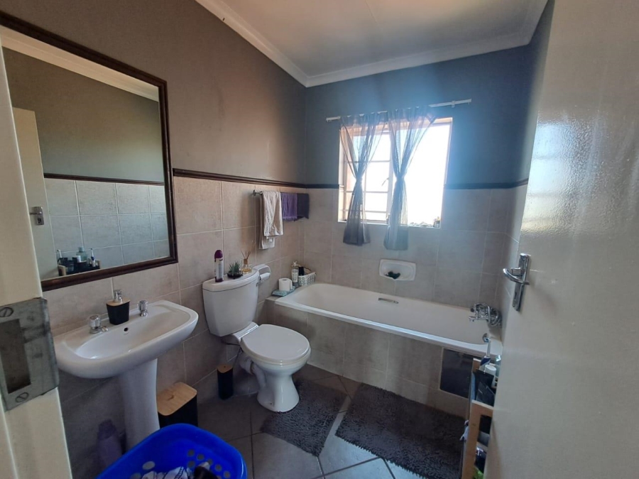 3 Bedroom Property for Sale in Highveld Gauteng
