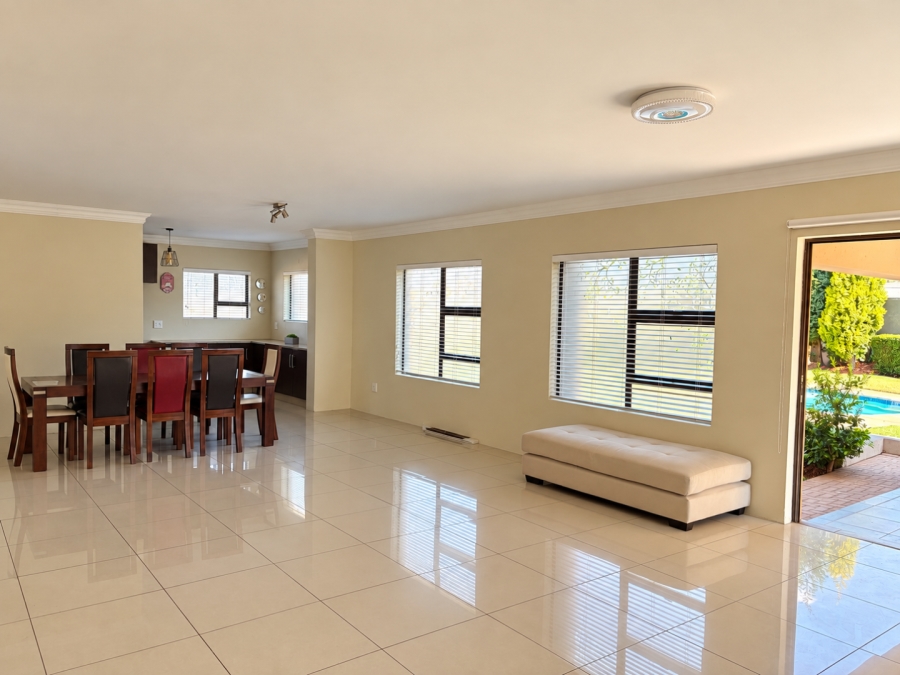 4 Bedroom Property for Sale in Homes Haven Gauteng