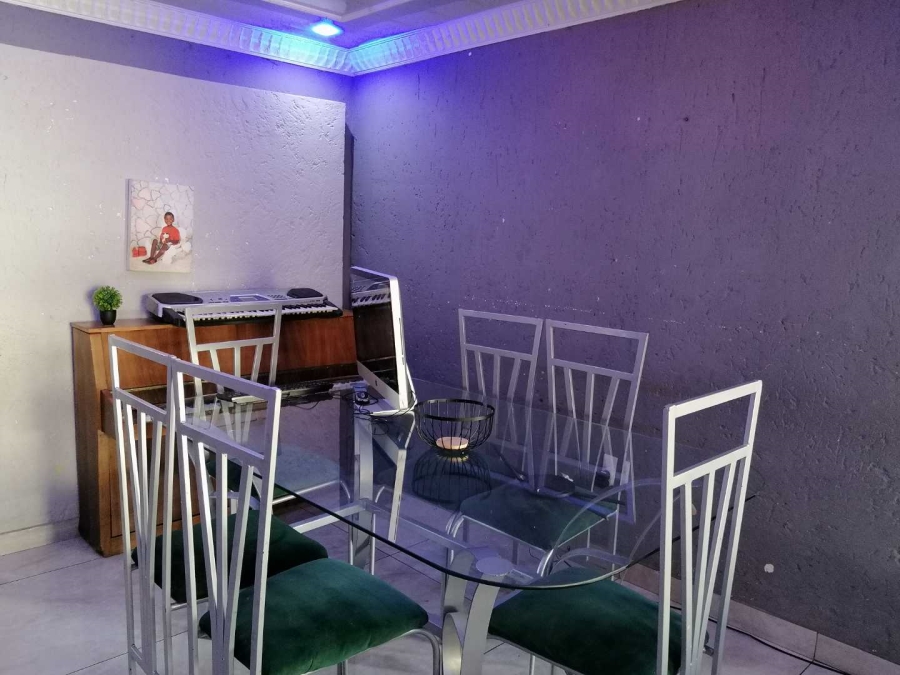 3 Bedroom Property for Sale in Diepkloof Zone 1 Gauteng