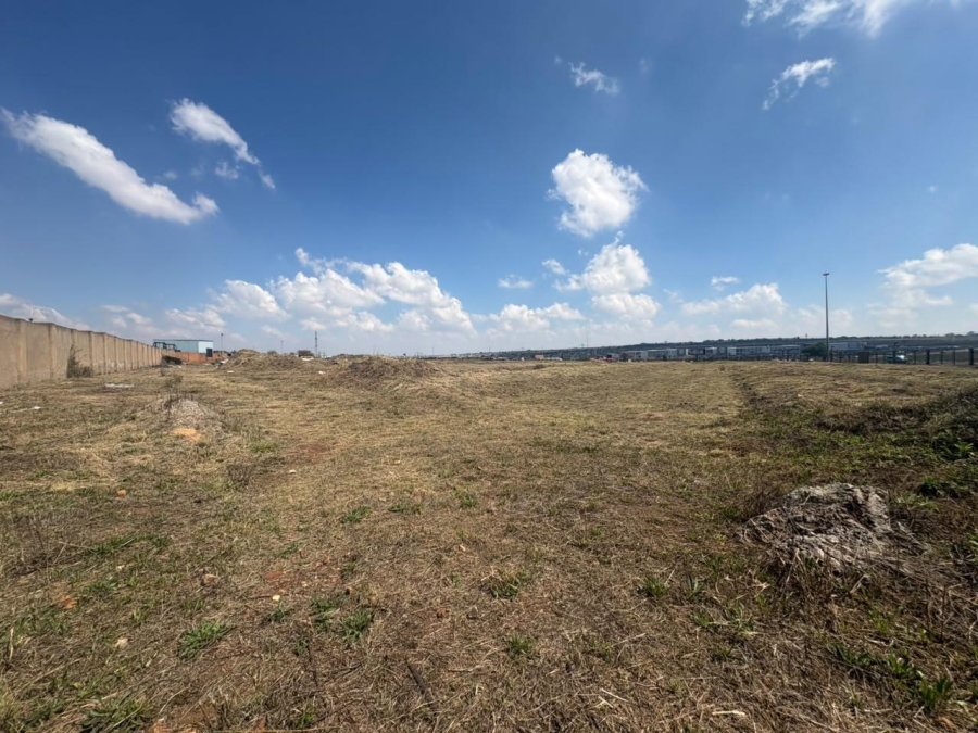 Commercial Property for Sale in Clayville Gauteng