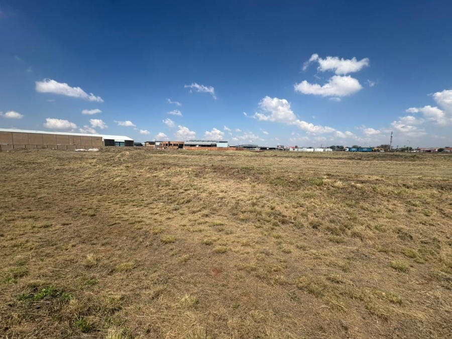 Commercial Property for Sale in Clayville Gauteng