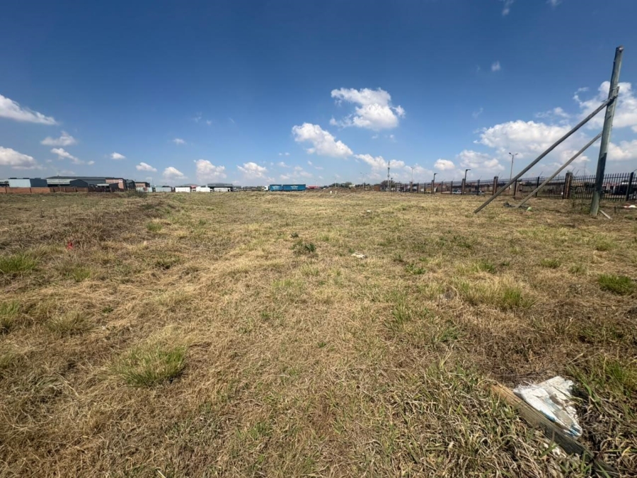 Commercial Property for Sale in Clayville Gauteng