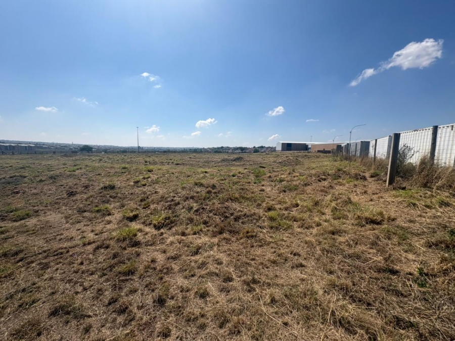 Commercial Property for Sale in Clayville Gauteng