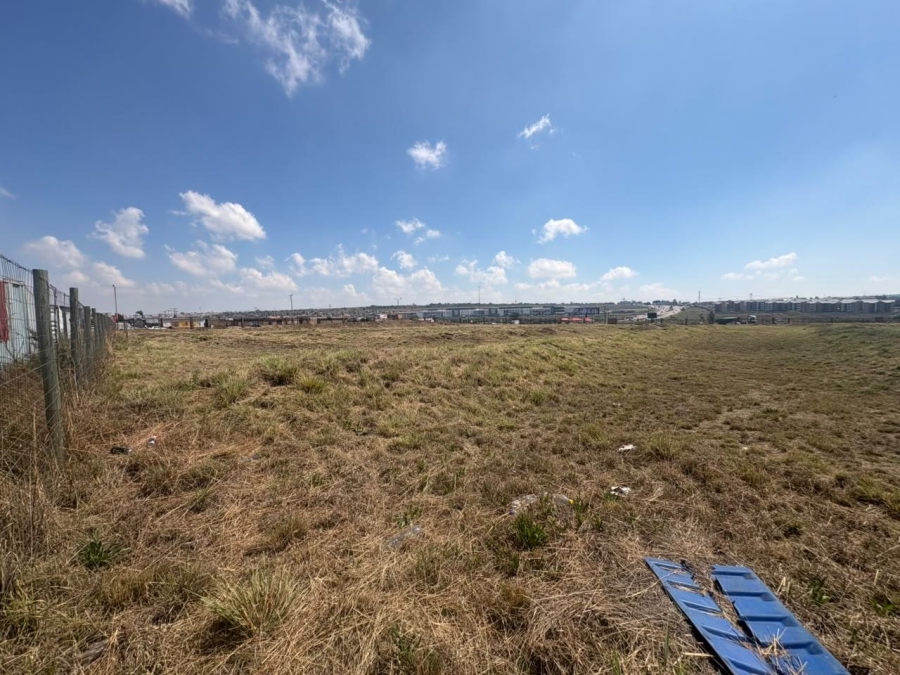 Commercial Property for Sale in Clayville Gauteng