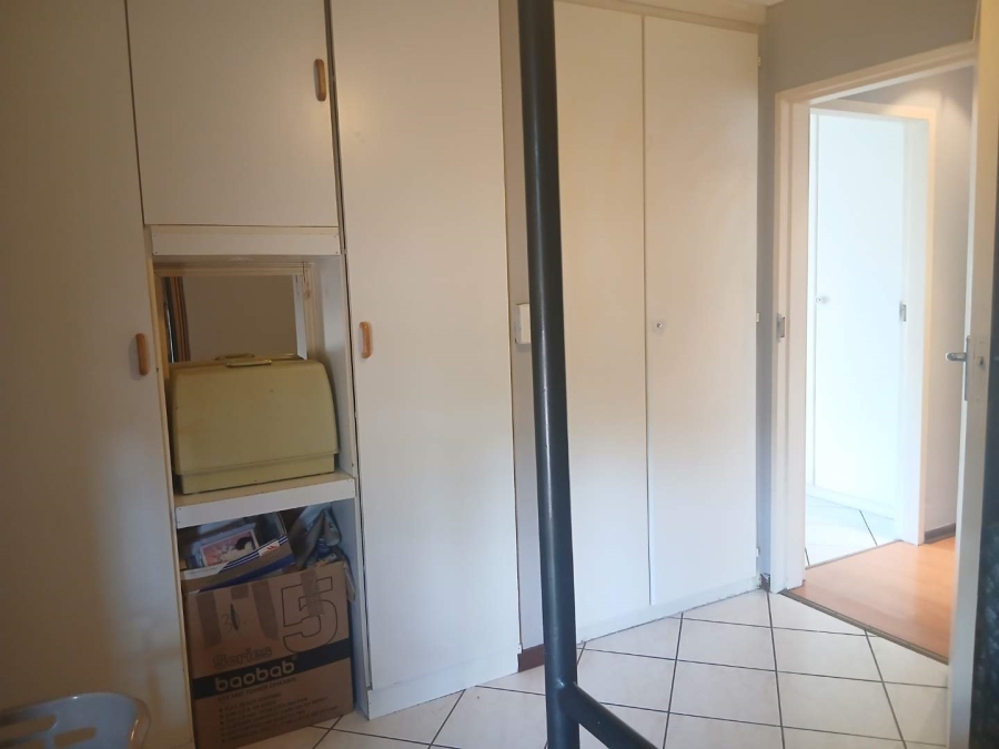 2 Bedroom Property for Sale in Albertsdal Gauteng