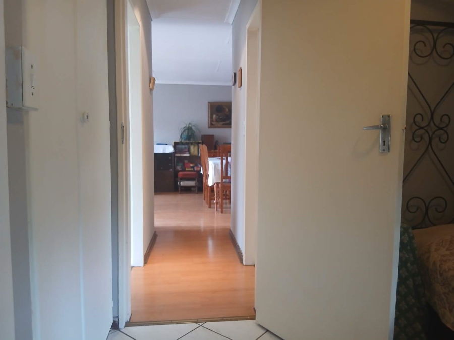 2 Bedroom Property for Sale in Albertsdal Gauteng