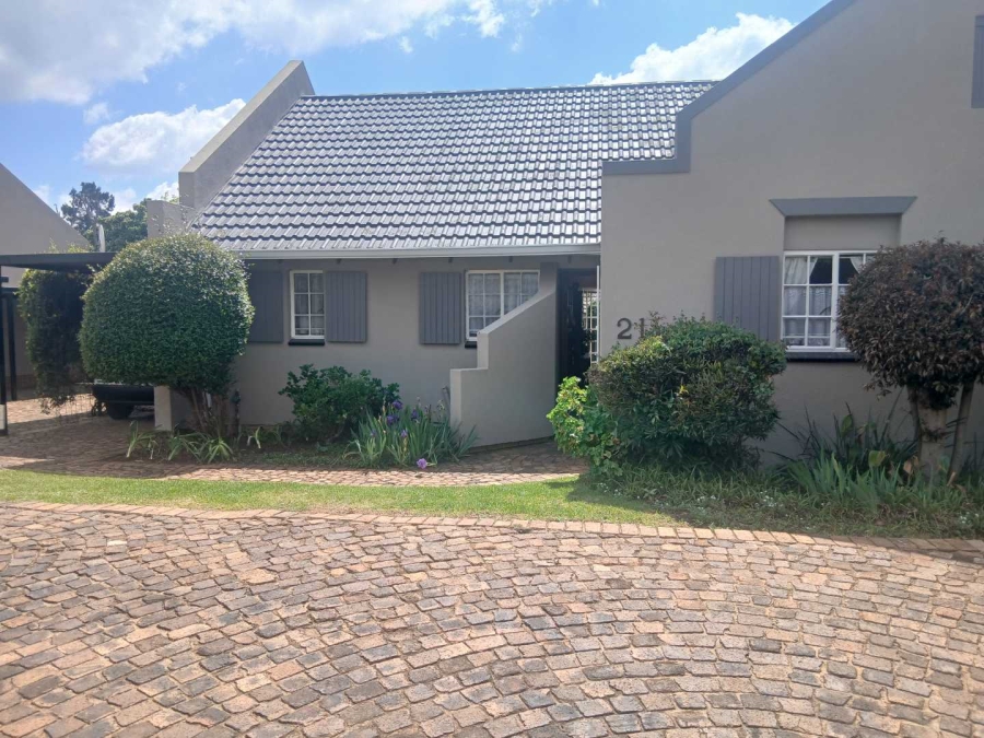 2 Bedroom Property for Sale in Albertsdal Gauteng