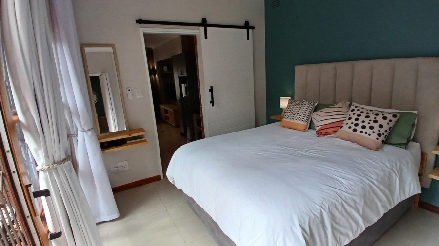 To Let 1 Bedroom Property for Rent in Hurlingham Manor Gauteng