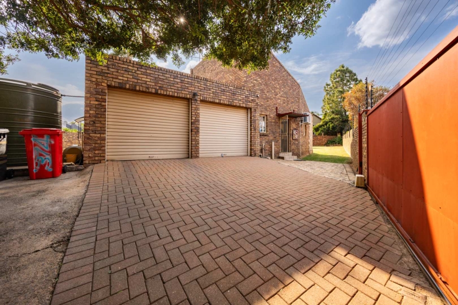 3 Bedroom Property for Sale in Moreleta Park Gauteng