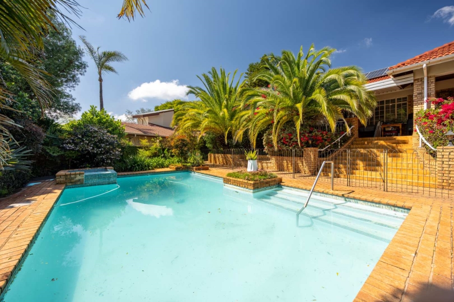 5 Bedroom Property for Sale in Moreleta Park Gauteng