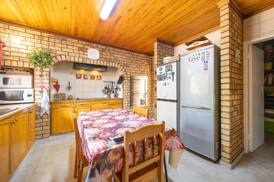 5 Bedroom Property for Sale in Moreleta Park Gauteng