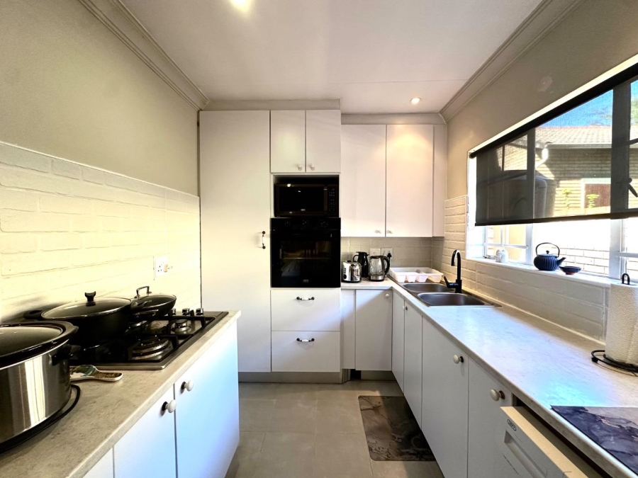2 Bedroom Property for Sale in Mooikloof Ridge Gauteng