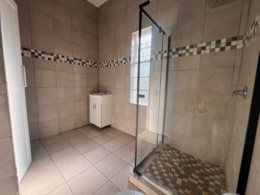 4 Bedroom Property for Sale in Discovery Gauteng