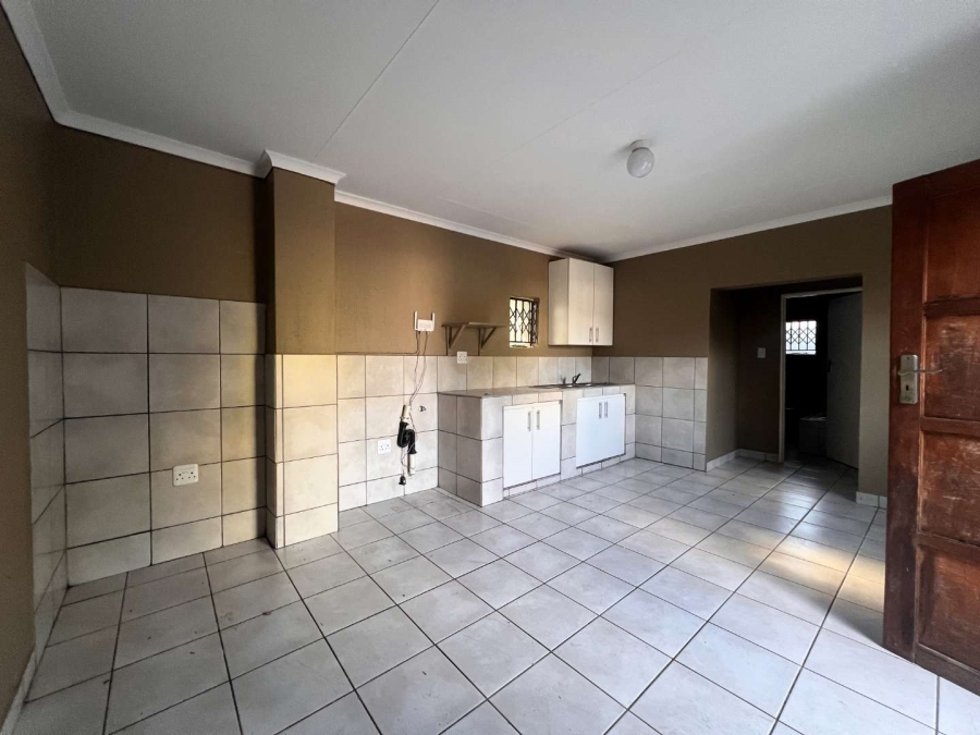 4 Bedroom Property for Sale in Discovery Gauteng