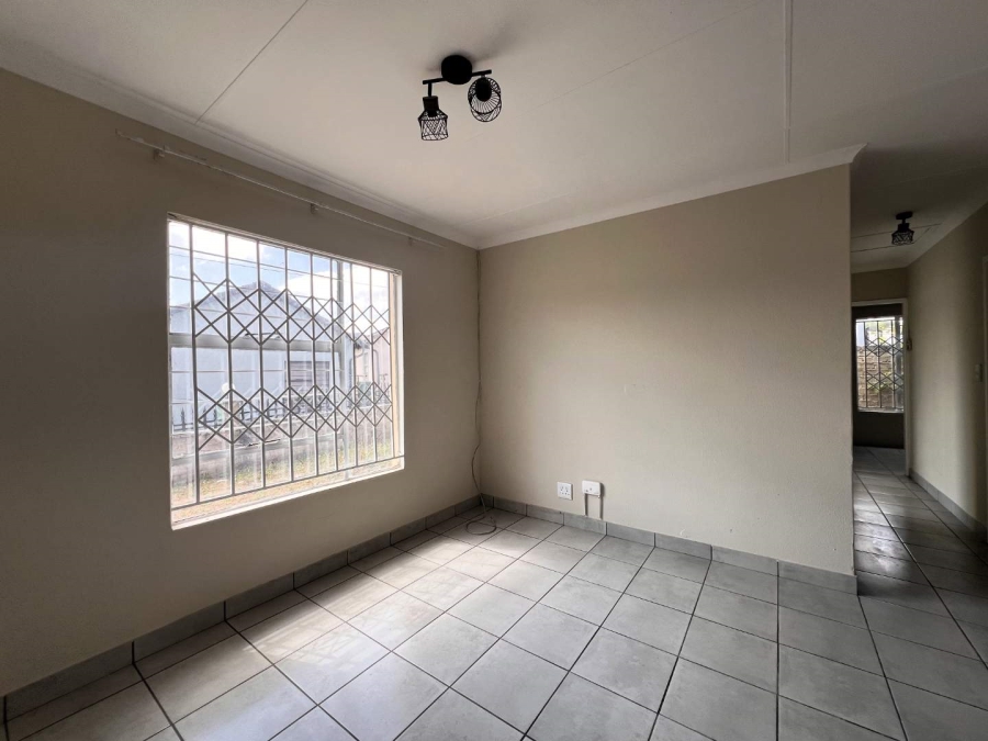 3 Bedroom Property for Sale in Bloubosrand Gauteng