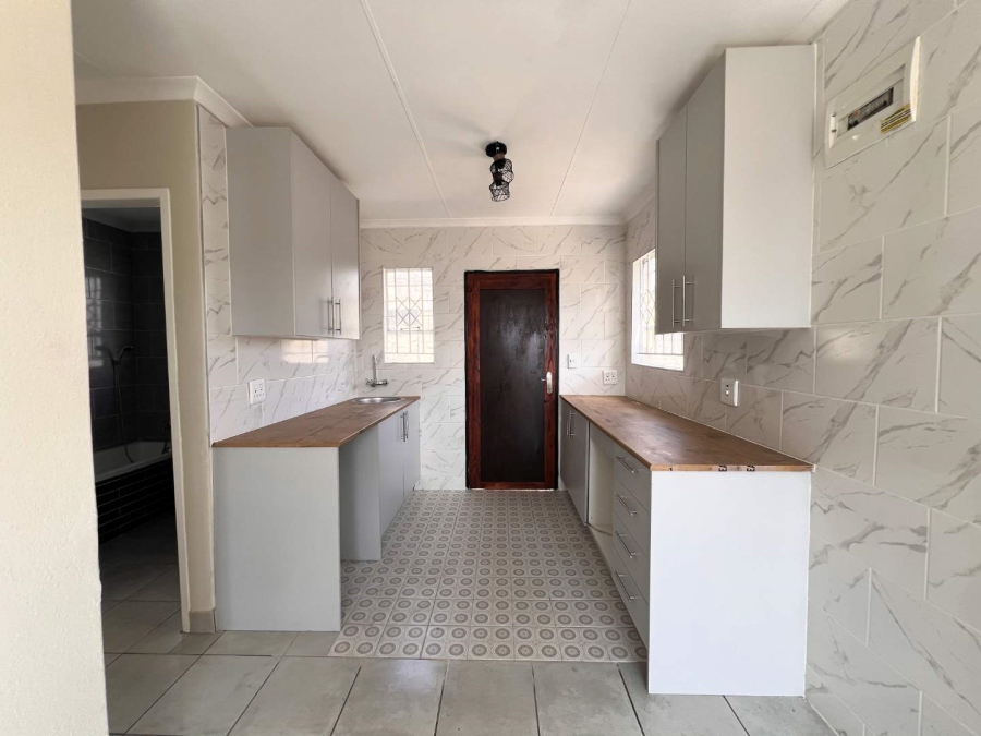 3 Bedroom Property for Sale in Bloubosrand Gauteng