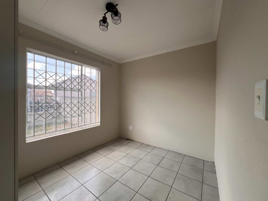 3 Bedroom Property for Sale in Bloubosrand Gauteng