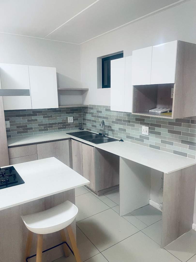 To Let 2 Bedroom Property for Rent in Bryanston Gauteng
