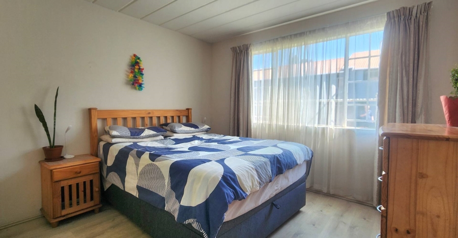 2 Bedroom Property for Sale in Verwoerdpark Gauteng