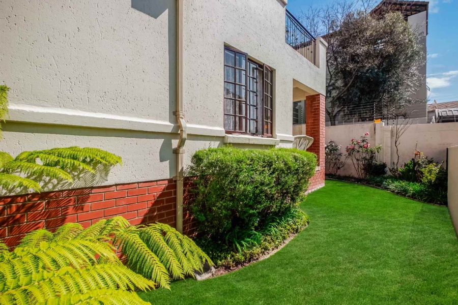 3 Bedroom Property for Sale in Lonehill Gauteng