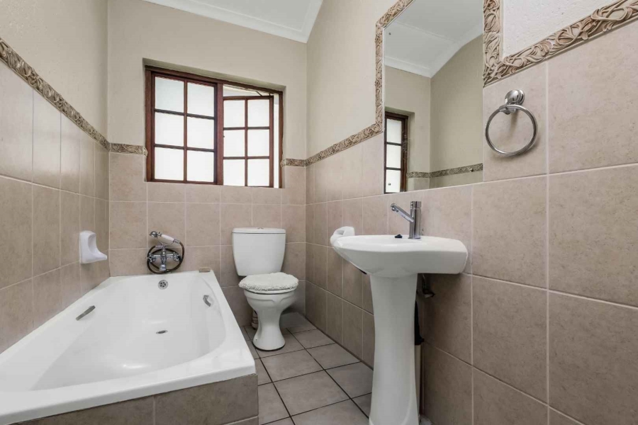 3 Bedroom Property for Sale in Lonehill Gauteng