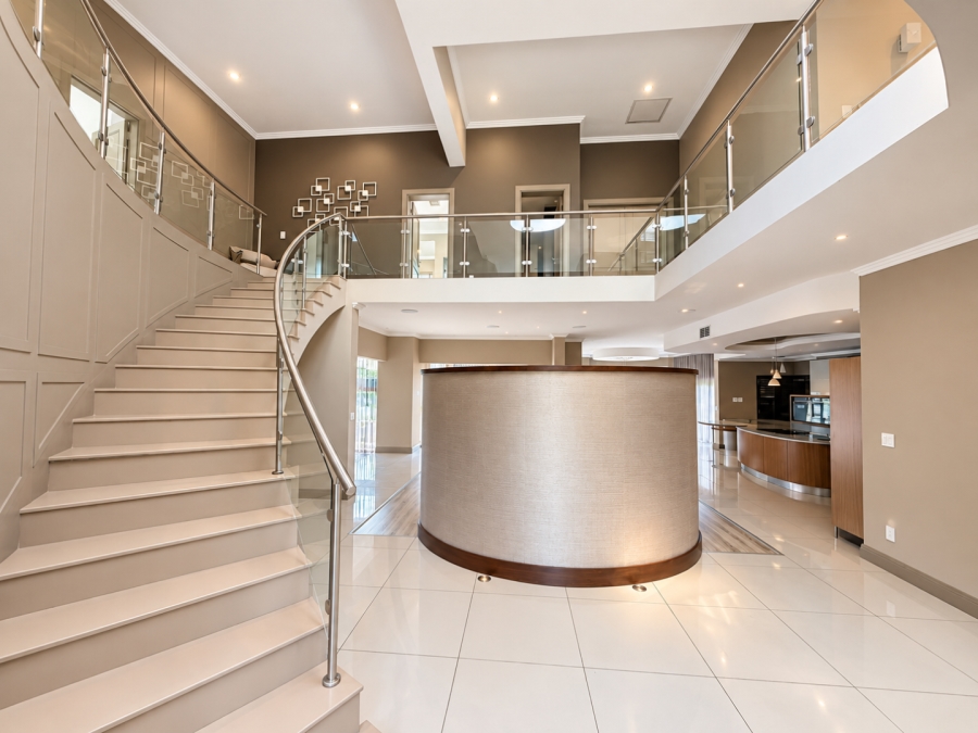 5 Bedroom Property for Sale in Helderfontein Estate Gauteng