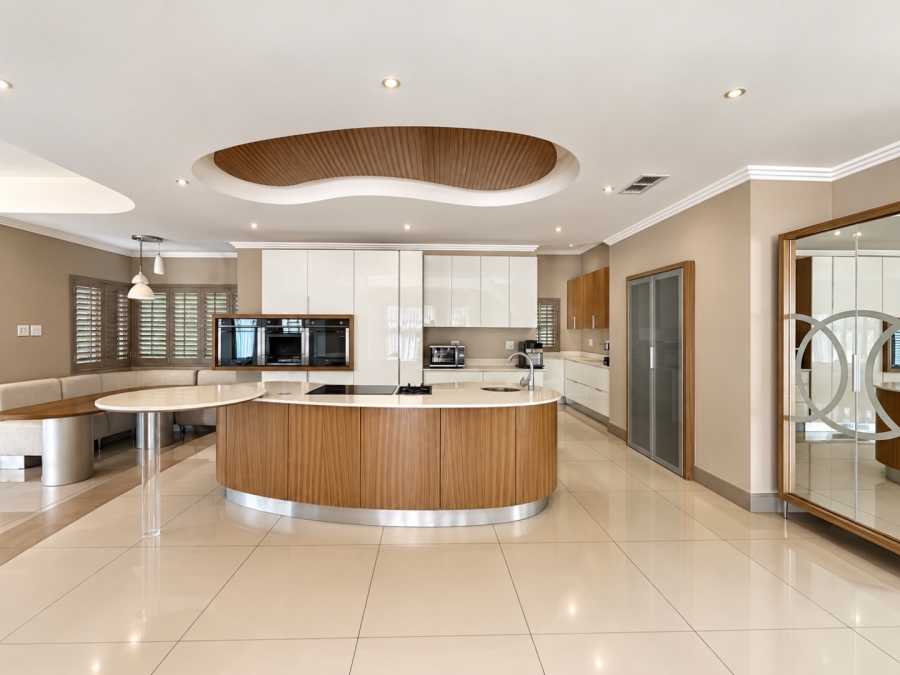 5 Bedroom Property for Sale in Helderfontein Estate Gauteng