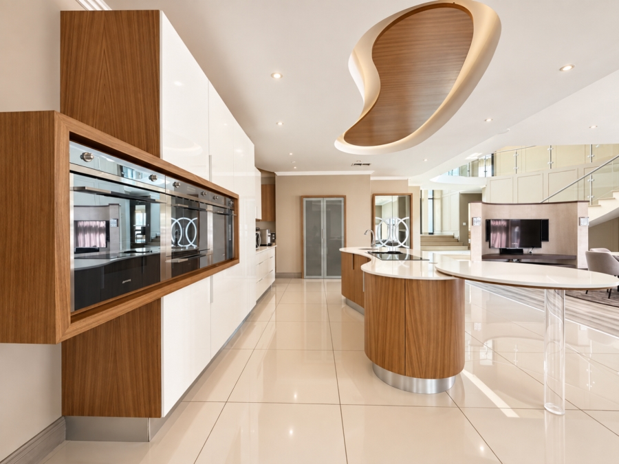 5 Bedroom Property for Sale in Helderfontein Estate Gauteng