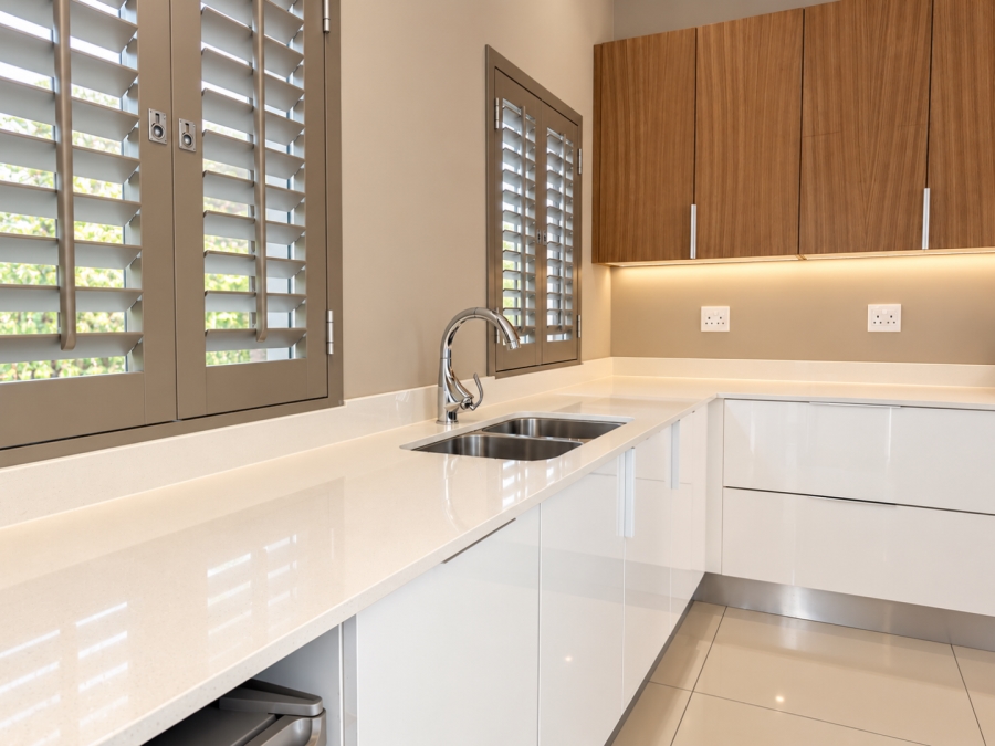 5 Bedroom Property for Sale in Helderfontein Estate Gauteng