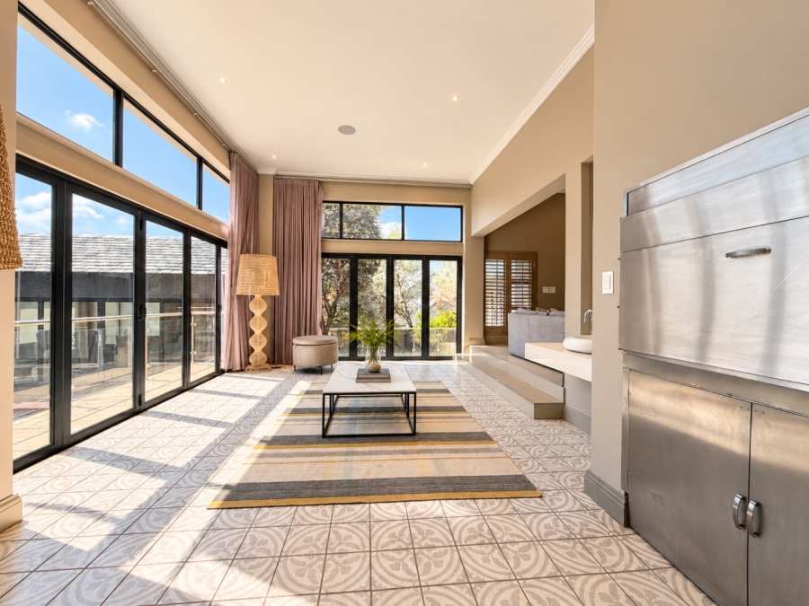 5 Bedroom Property for Sale in Helderfontein Estate Gauteng
