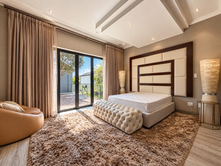 5 Bedroom Property for Sale in Helderfontein Estate Gauteng