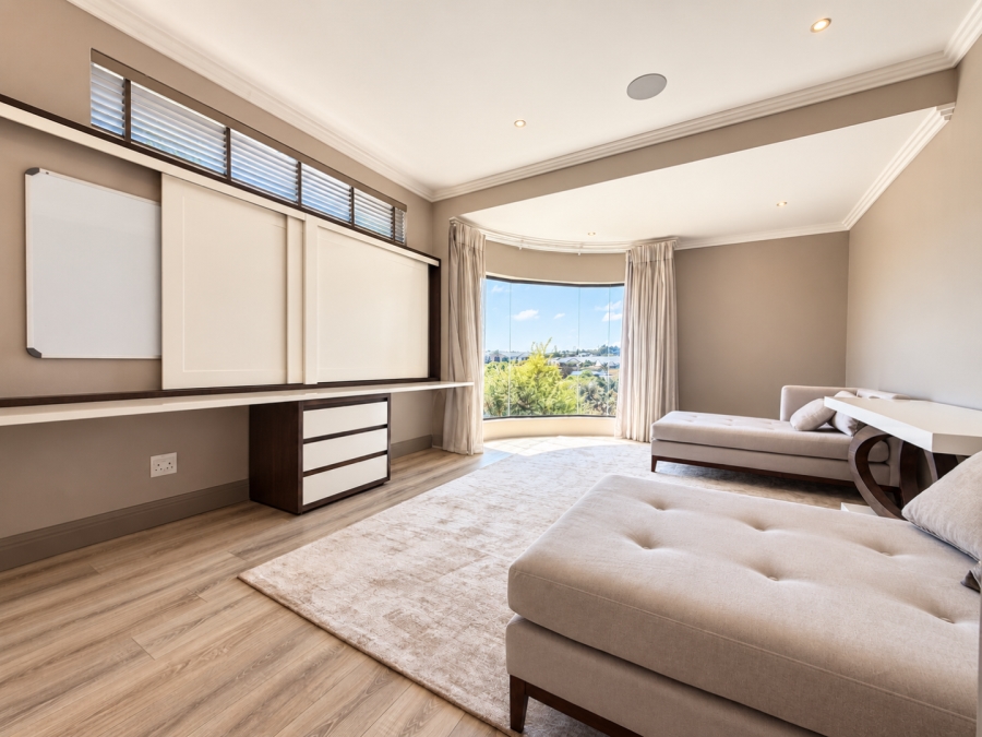 5 Bedroom Property for Sale in Helderfontein Estate Gauteng