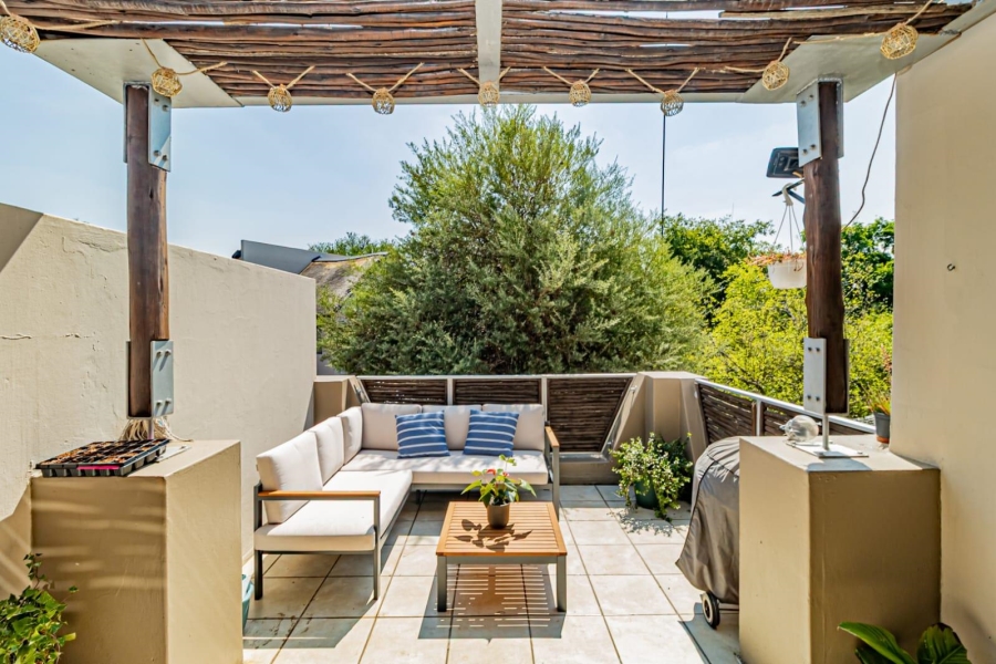 2 Bedroom Property for Sale in Douglasdale Gauteng
