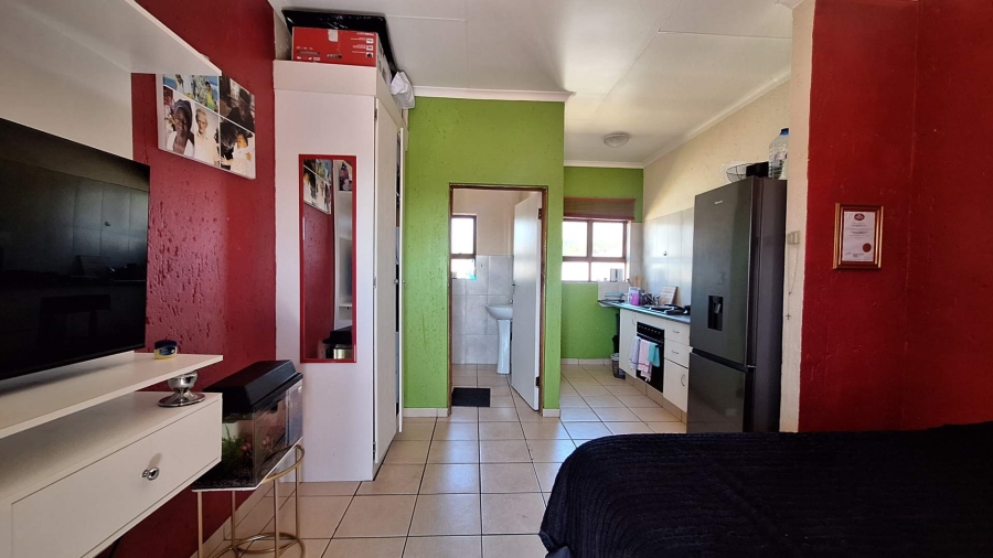 To Let 0 Bedroom Property for Rent in Willowbrook Gauteng