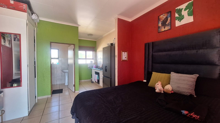 To Let 0 Bedroom Property for Rent in Willowbrook Gauteng