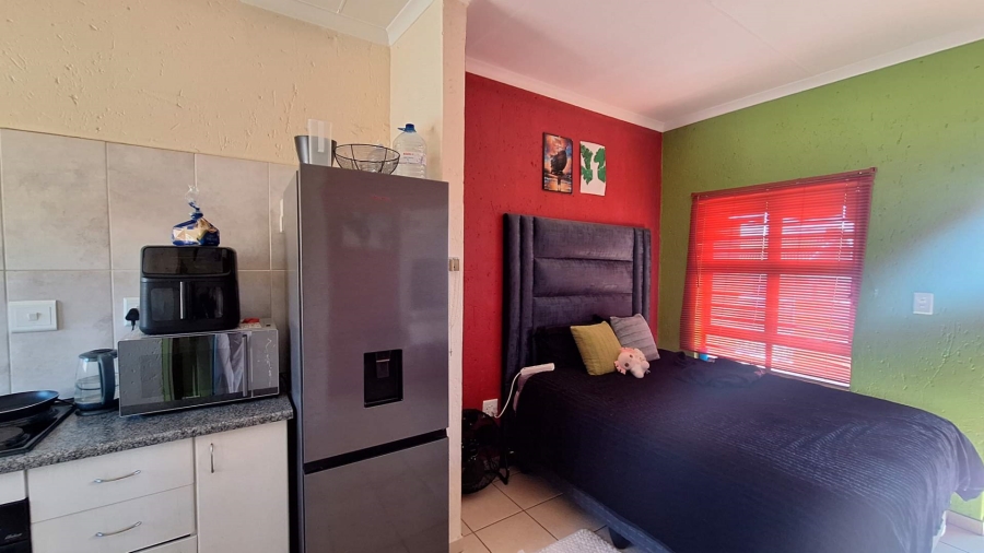 To Let 0 Bedroom Property for Rent in Willowbrook Gauteng