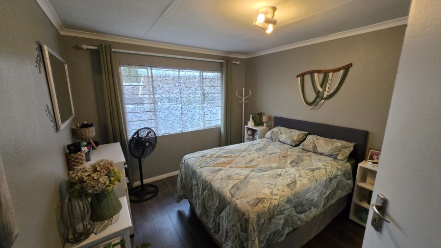 To Let 2 Bedroom Property for Rent in Northwold Gauteng