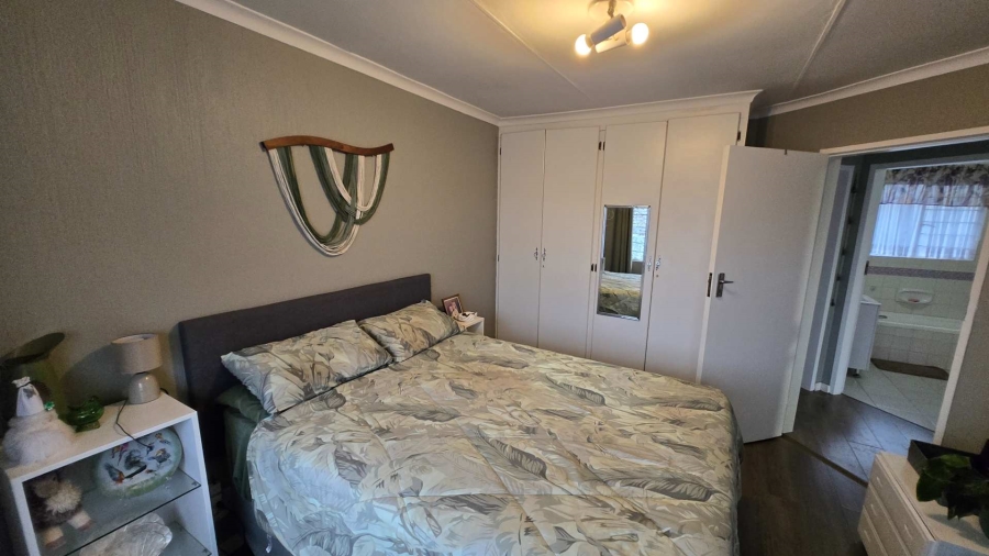 To Let 2 Bedroom Property for Rent in Northwold Gauteng