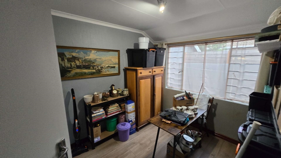 To Let 2 Bedroom Property for Rent in Northwold Gauteng